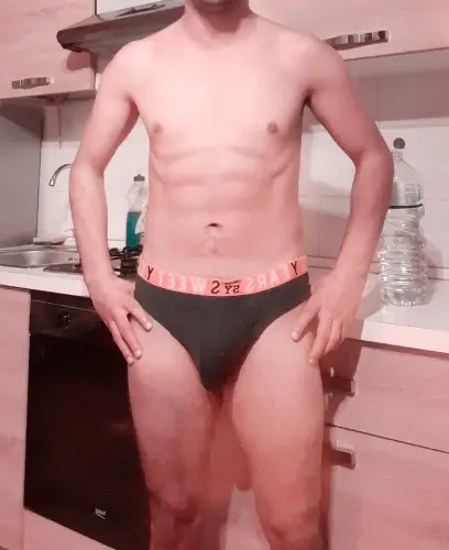 Accompagnatore gigolo Dick