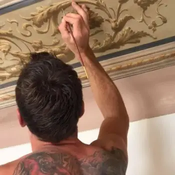 Accompagnatore gigolo Wallace 