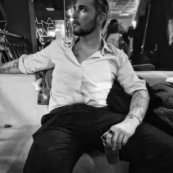 Accompagnatore gigolo Raffaele