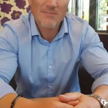 Accompagnatore gigolo Tomasz