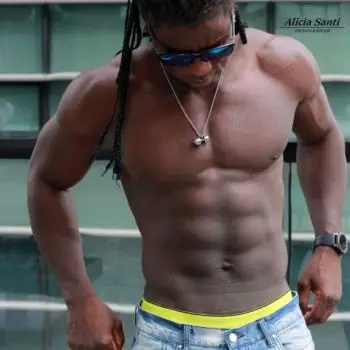 Accompagnatore gigolo Blackpanter