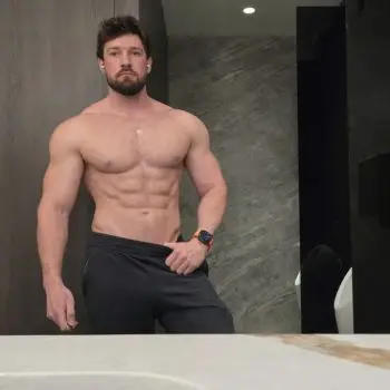 Accompagnatore gigolo Gustavomaiseen