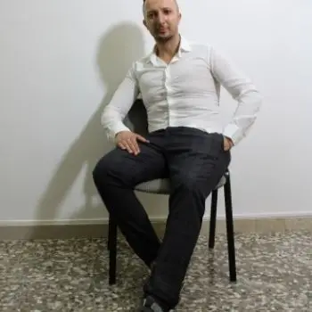 Accompagnatore gigolo Ragos