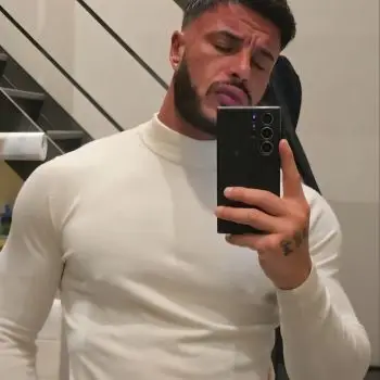 Accompagnatore gigolo Angeldevil