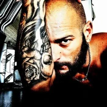 Accompagnatore gigolo Alex85