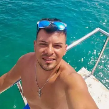 Accompagnatore gigolo Raul