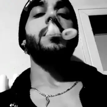 Accompagnatore gigolo Bender