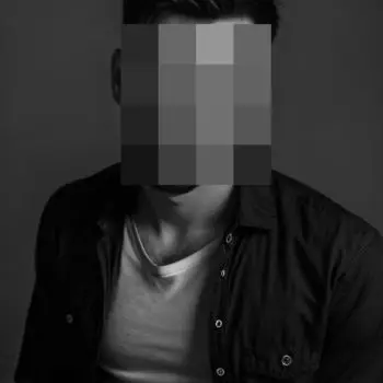 Accompagnatore gigolo Ravian