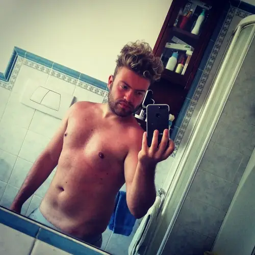 Accompagnatore gigolo Raffy