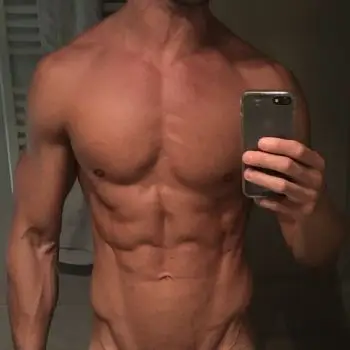 Accompagnatore gigolo Andrea