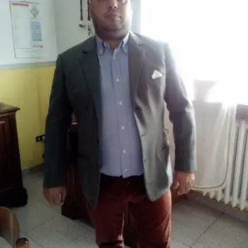 Accompagnatore gigolo Aaron1934