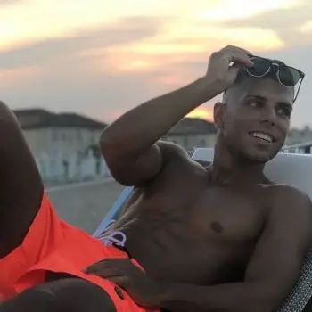 Accompagnatore gigolo Davide-