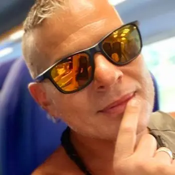 Accompagnatore gigolo Cico