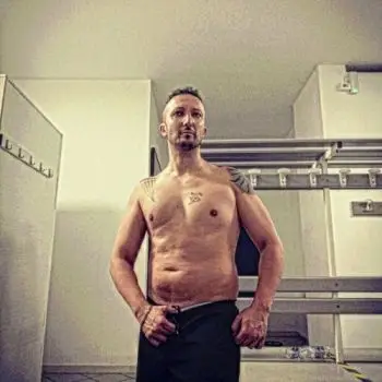 Accompagnatore gigolo Ragos