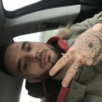 Accompagnatore gigolo Oscar85