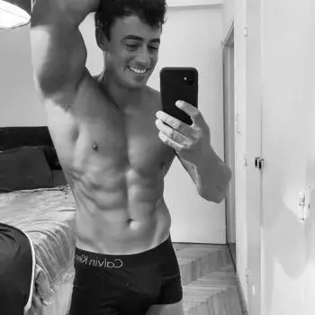 Accompagnatore gigolo Tony