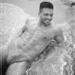 Accompagnatore gigolo Adrien