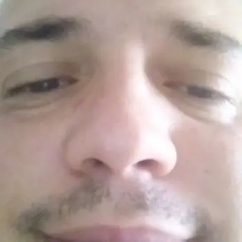 Accompagnatore gigolo Aaron1934