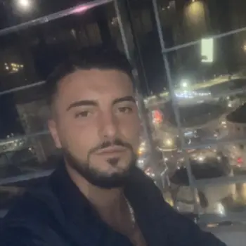 Accompagnatore gigolo Matteo9