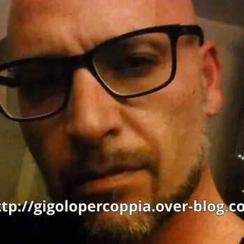 Accompagnatore gigolo GigoloperCoppiaroma