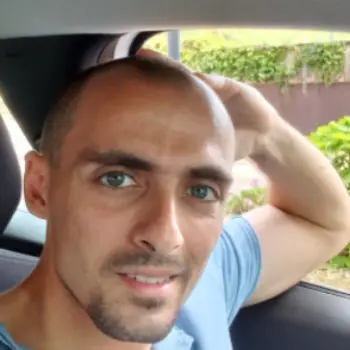 Accompagnatore gigolo Mauro