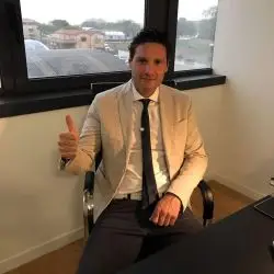 Accompagnatore gigolo Willy