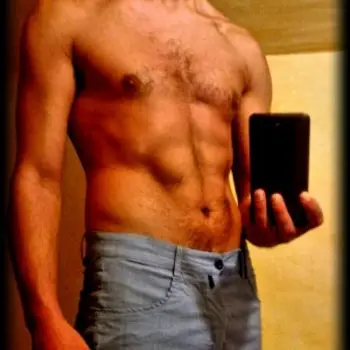 Accompagnatore gigolo Enzo