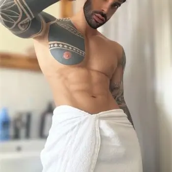 Accompagnatore gigolo Ryan Bale