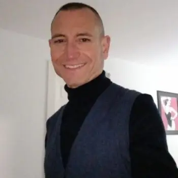 Accompagnatore gigolo Supermaxfun