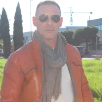 Accompagnatore gigolo Giovanni