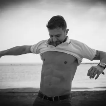 Accompagnatore gigolo Eros