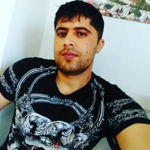Accompagnatore gigolo Pati