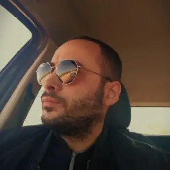 Accompagnatore gigolo Contesicilia