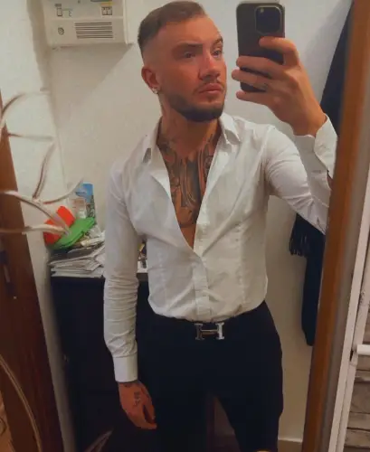 Accompagnatore gigolo Alesexandro