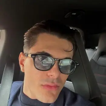 Accompagnatore gigolo Nathan