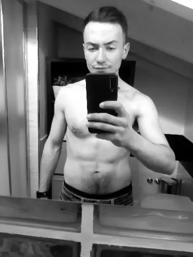 Accompagnatore gigolo Florinflo