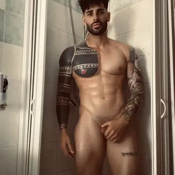 Accompagnatore gigolo Ryan Bale