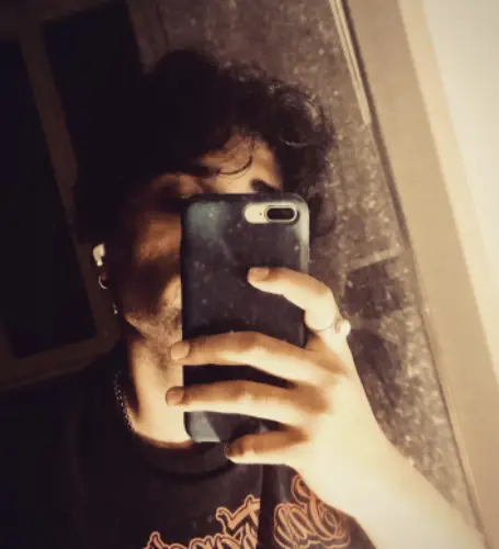 Accompagnatore gigolo Superman