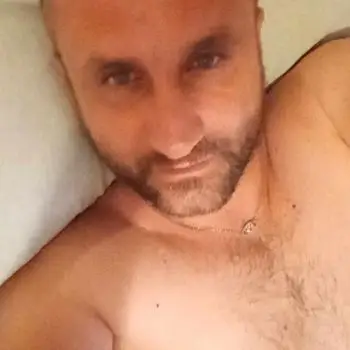 Accompagnatore gigolo Nino1