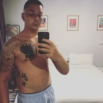 Accompagnatore gigolo Guido