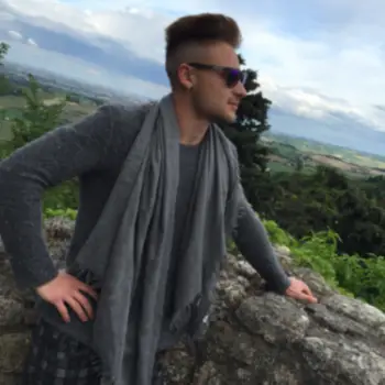 Accompagnatore gigolo Alessandro