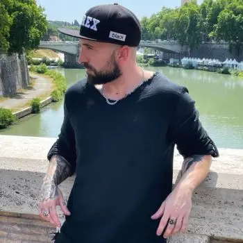 Accompagnatore gigolo Alessandro