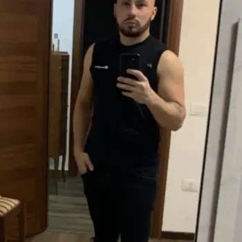 Accompagnatore gigolo Dantee