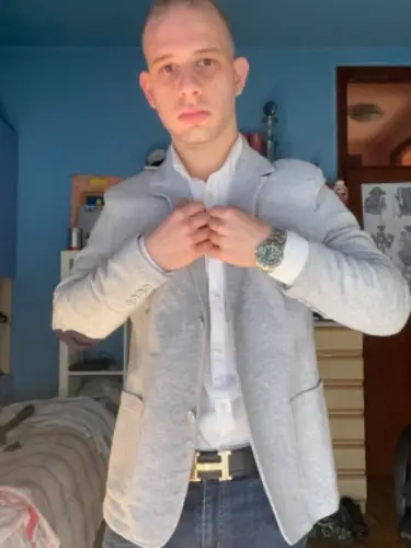 Accompagnatore gigolo Luca1997
