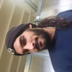 Accompagnatore gigolo Saimon