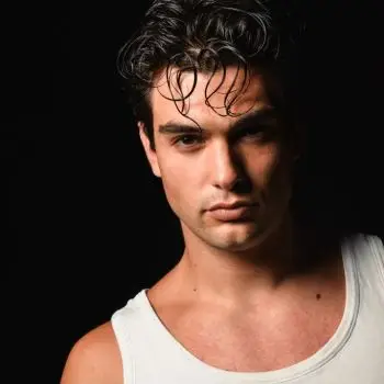 Accompagnatore gigolo Lorenzo