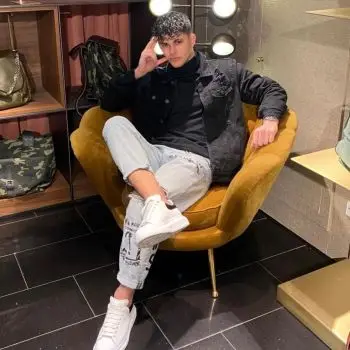 Accompagnatore gigolo Nathan