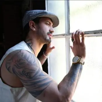 Accompagnatore gigolo Angelomoreno