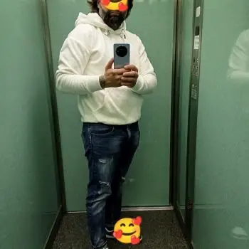 Accompagnatore gigolo Roberto