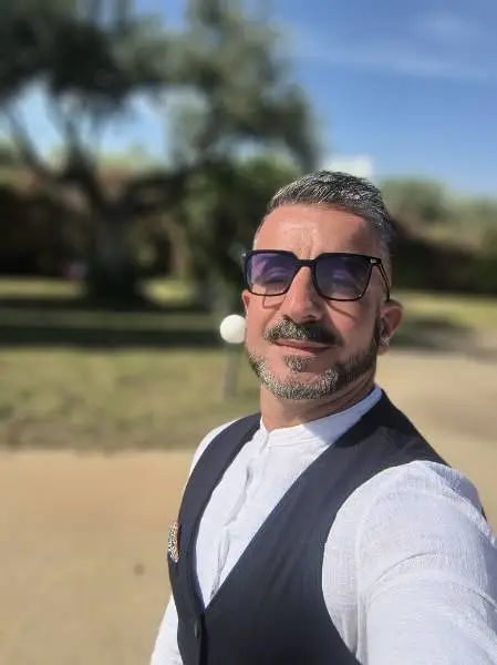 Accompagnatore gigolo Vincent